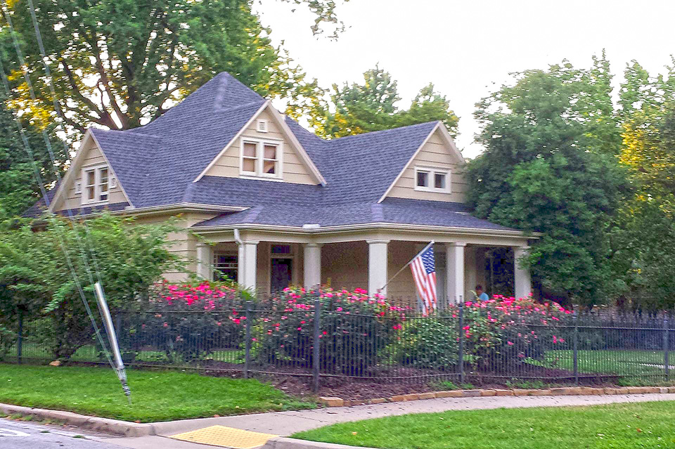 House at 210 East Davidson, Washington-Willow Historic District, Fayetteville