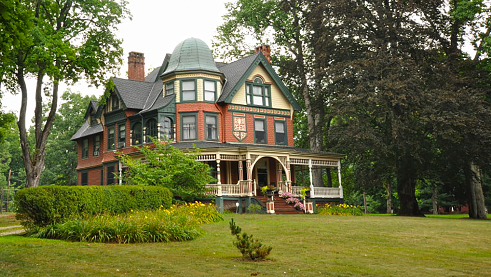 Home in the Lime Rock Historic District