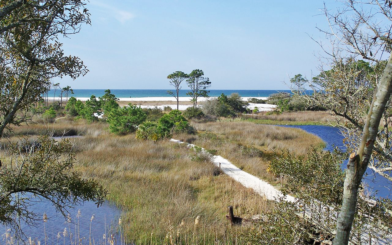 Camp Helen Historic District