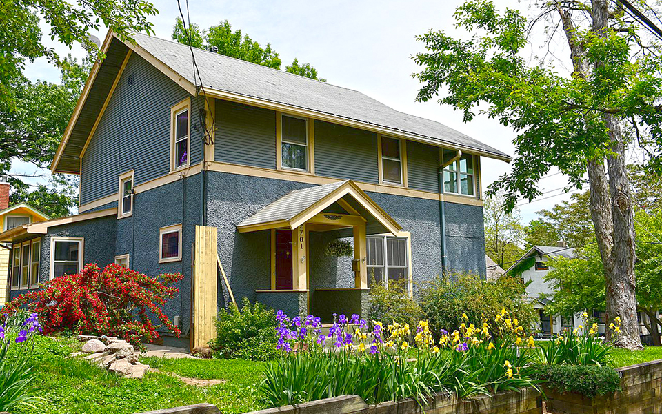 Home on Woodland Avenue