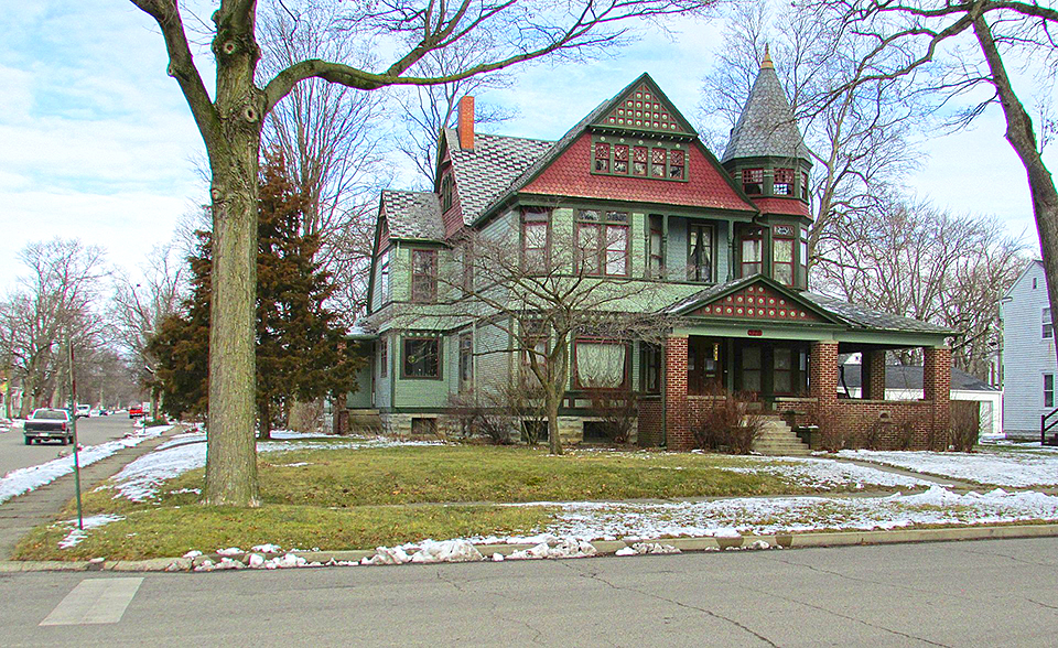 Lyman M. Brackett House