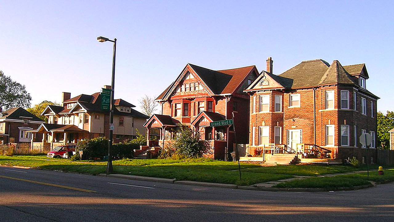 Homes in the East Grand Avenue Historic District