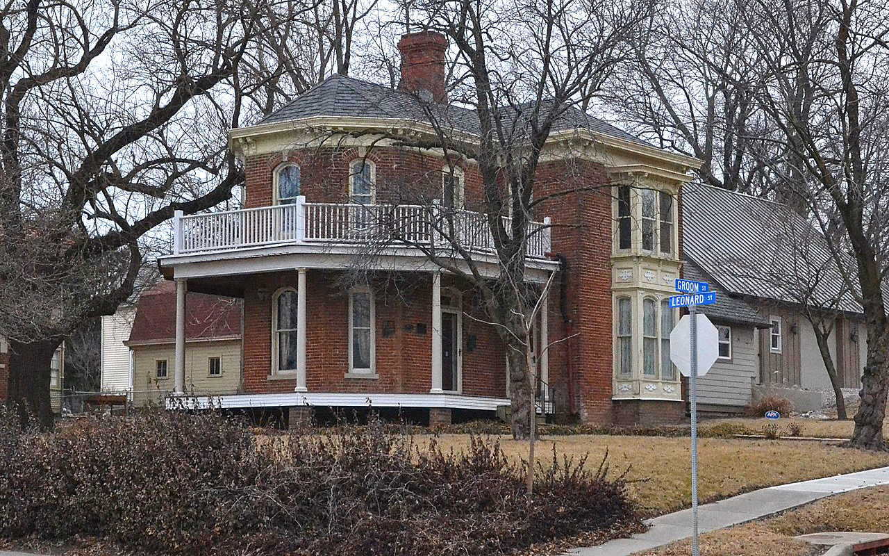 Clinton House (Belle Mansion)
