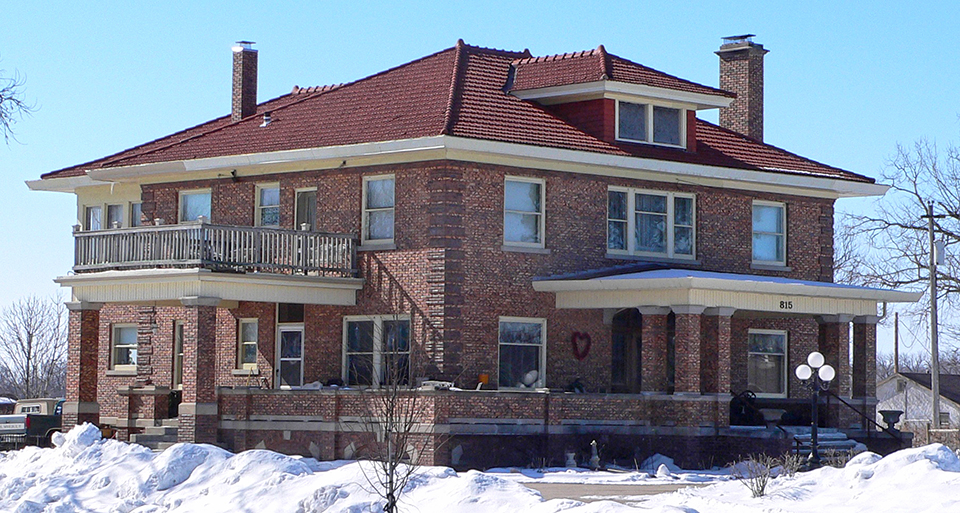 Albert and Lina Stenger House