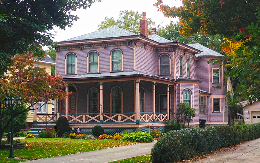 Home on Archwood Avenue, Brooklyn Centre