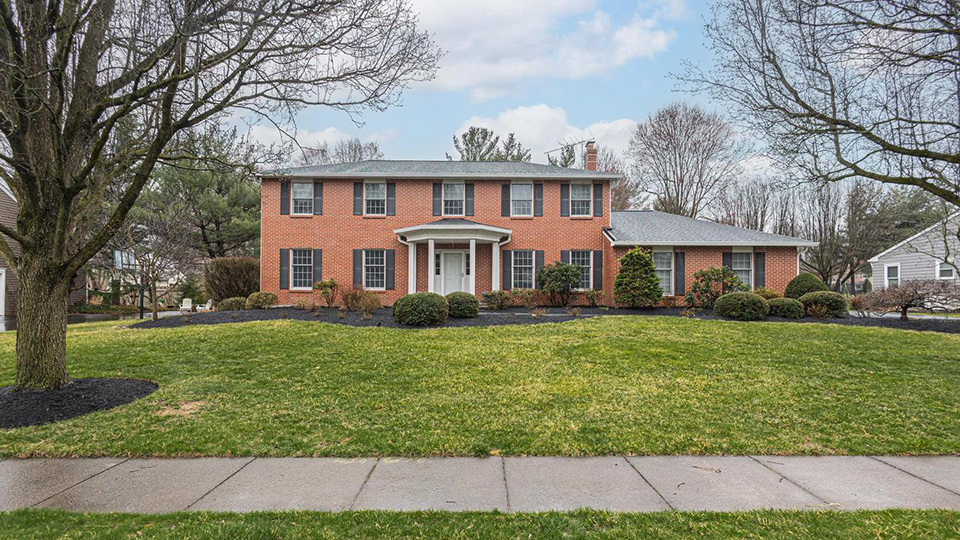 Wynnewood Colonial