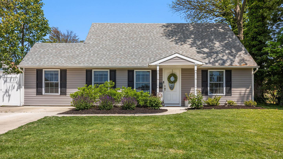 Cobalt Ridge, Levittown