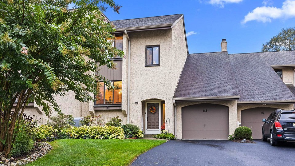 Windy Bush Townhomes, Middletown Township