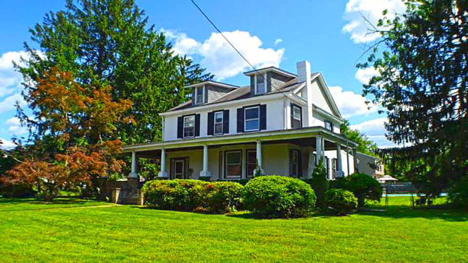 Home in the Neshamity School District