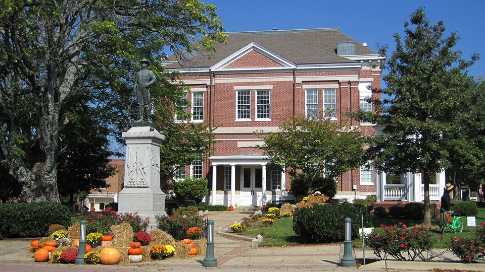 Tipton County court house, Covington