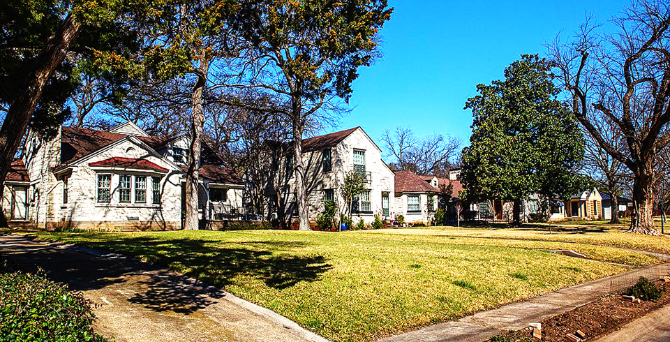 Residences in the Eighth Avenue Historic District